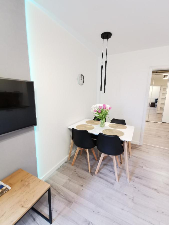 Aparts Rychtalska Apartment
